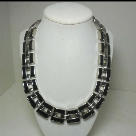 White House Black Market Square Enamel Necklace Black Silver Chain Link 18” - Picture 4 of 5